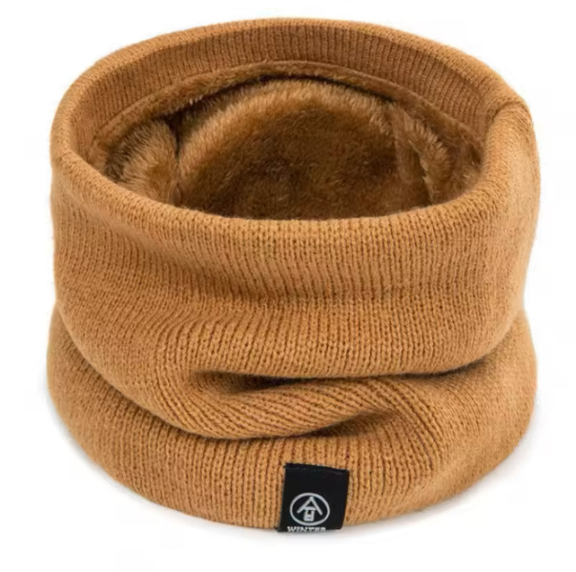 Men’s Multicoloured Furry Neck Warmer: Stylish and Cozy Winter Essential